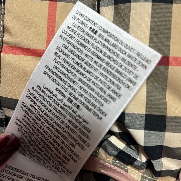 Burberry girls down puffer jacket - Picture 7 of 7